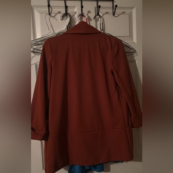 Burnt orange blazer and matching blouse - Picture 2 of 4